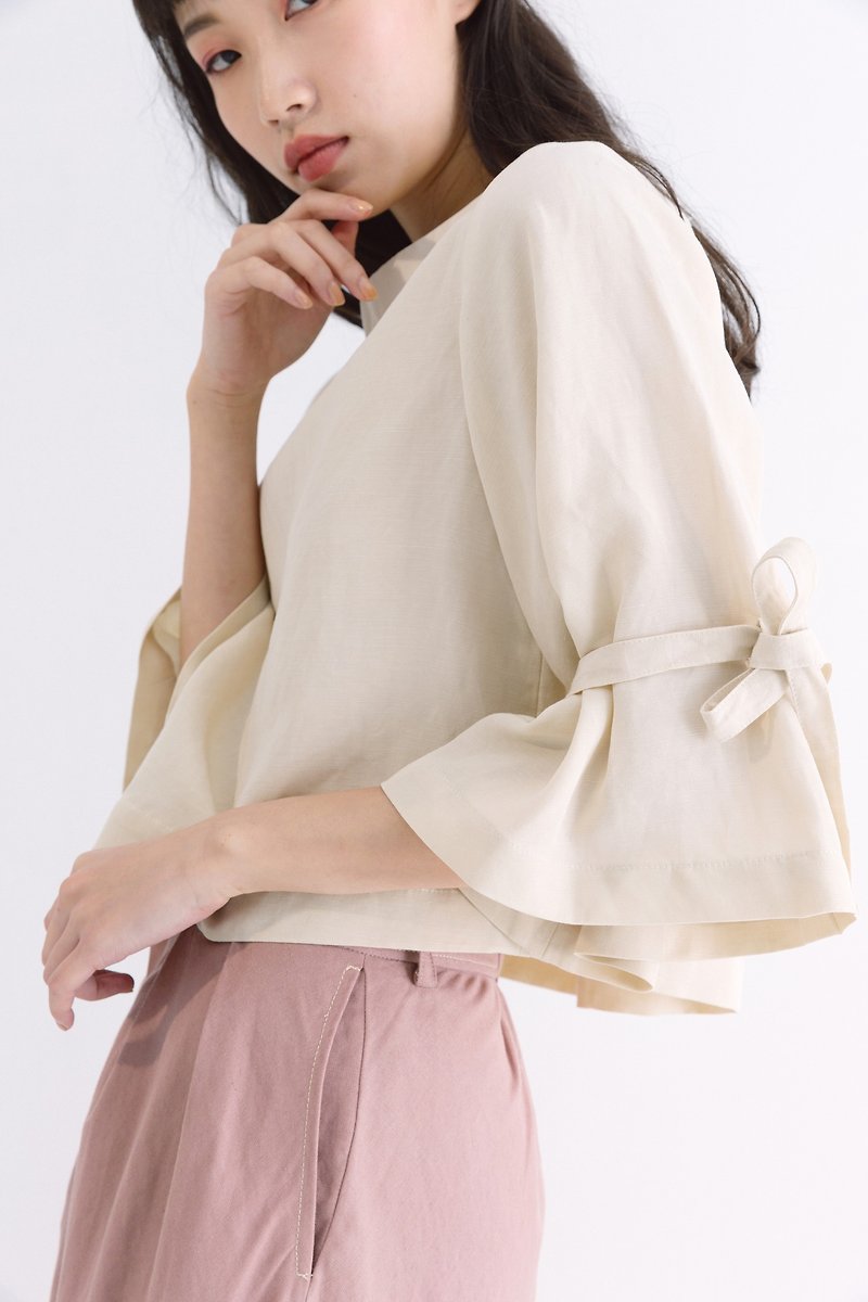 Shan Yong Elegant Sleeve Sleeve Short Sleeve Top - เสื้อผู้หญิง - ผ้าฝ้าย/ผ้าลินิน 