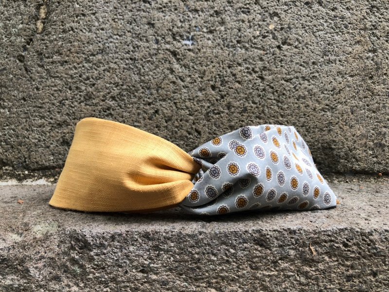 Shuangpin Headband / Silver India-Gold - ที่คาดผม - ผ้าฝ้าย/ผ้าลินิน สีทอง