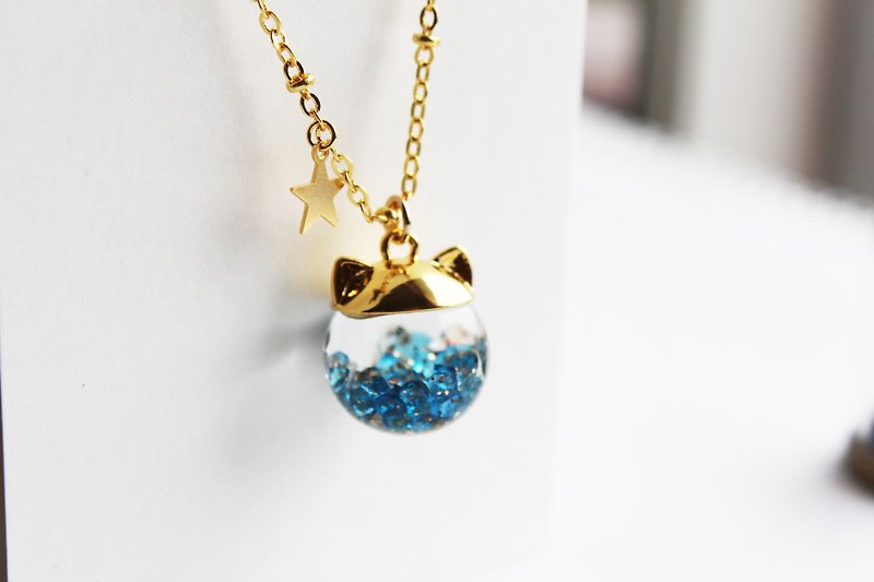 Rosy Garden cat shape with blue crystals water inside glass ball necklace - สร้อยติดคอ - แก้ว สีน้ำเงิน
