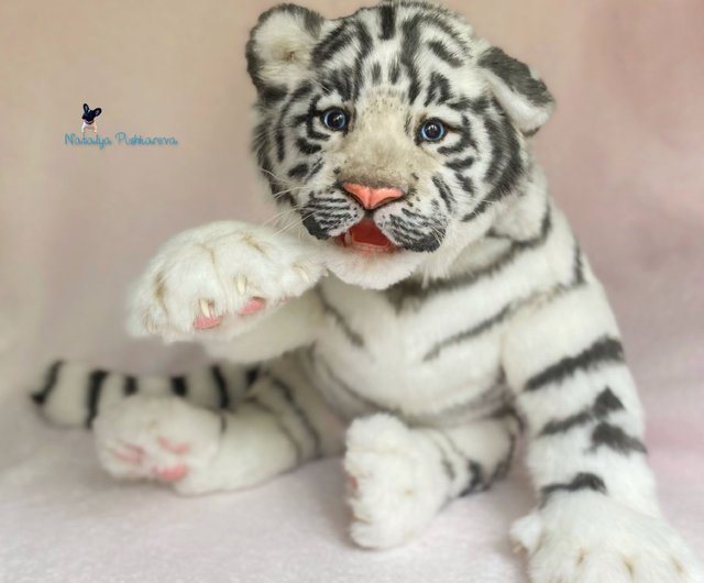 ホワイトタイガーのリアルなおもちゃ - ショップ NatalyaPushkarevaToy