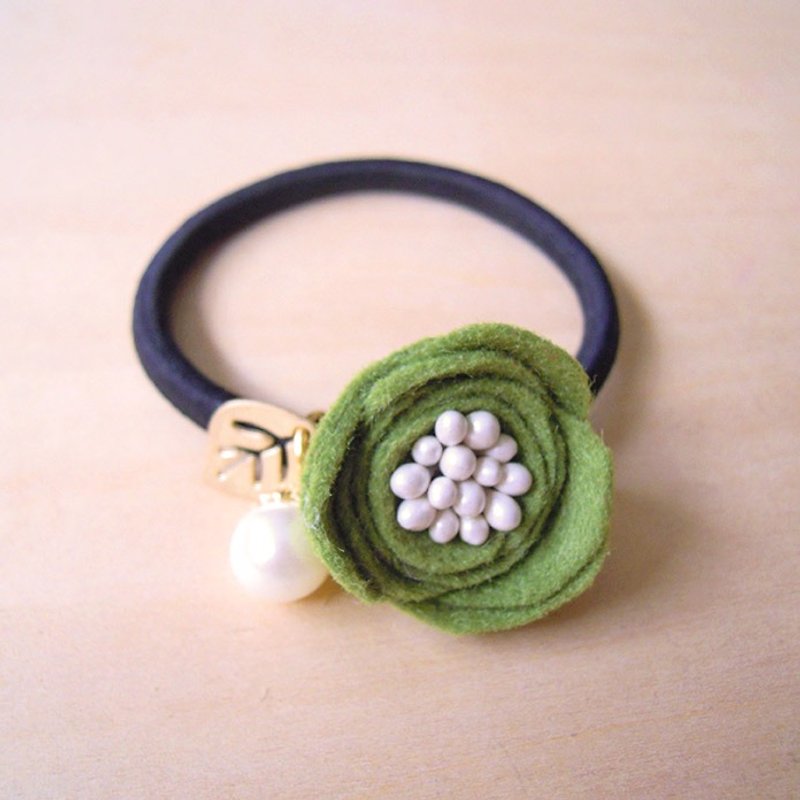 RARAPUPU Flower Pearl Hair Tie Matcha Green Lover Birthday Christmas Exchange Gift - Hair Accessories - Other Materials Green