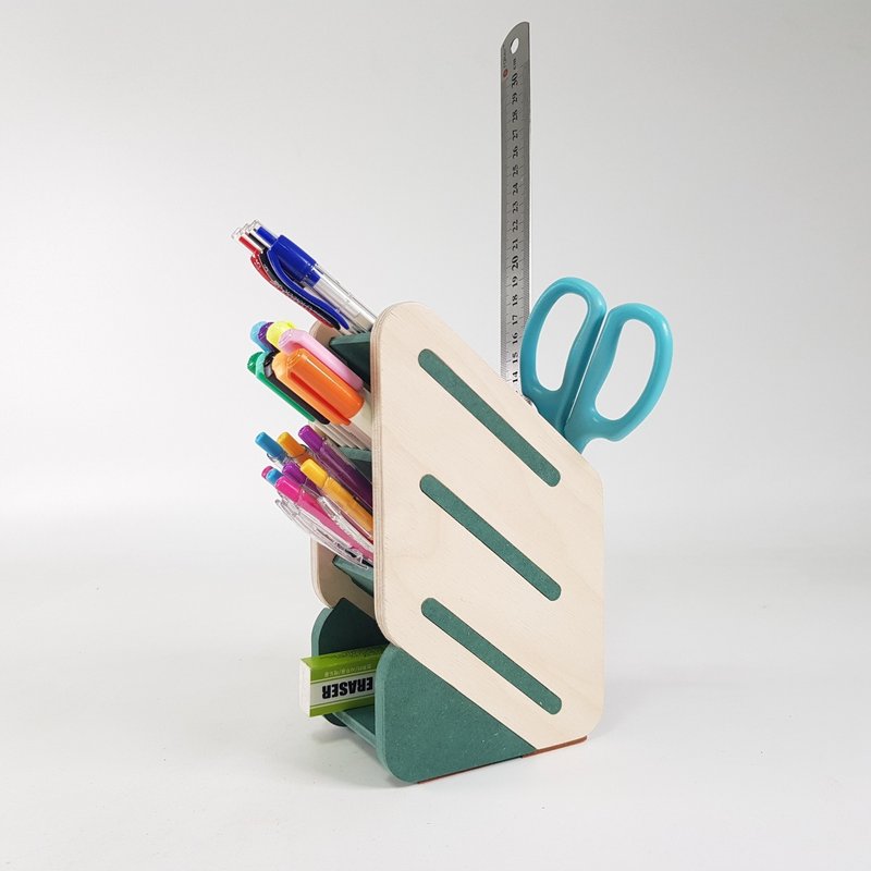 Wood Pencil Holder / Vertical Type / Ruler and Scissors Holder on the Back - 筆筒/筆座 - 木頭 