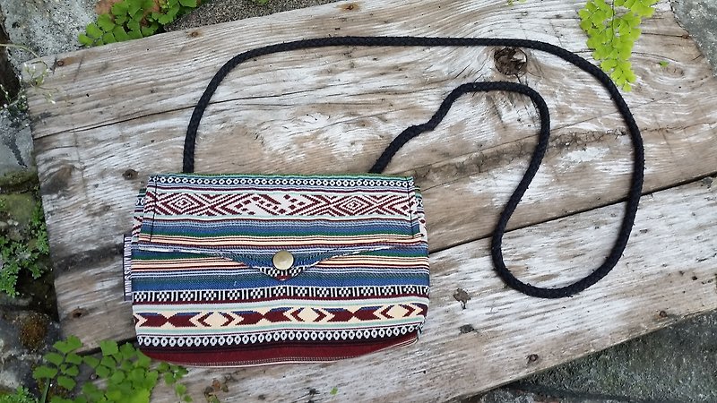 AMIN'S SHINY WORLD custom handmade ethnic lines, wrinkles dishes Seagull Bag buckle cover - Messenger Bags & Sling Bags - Cotton & Hemp Multicolor