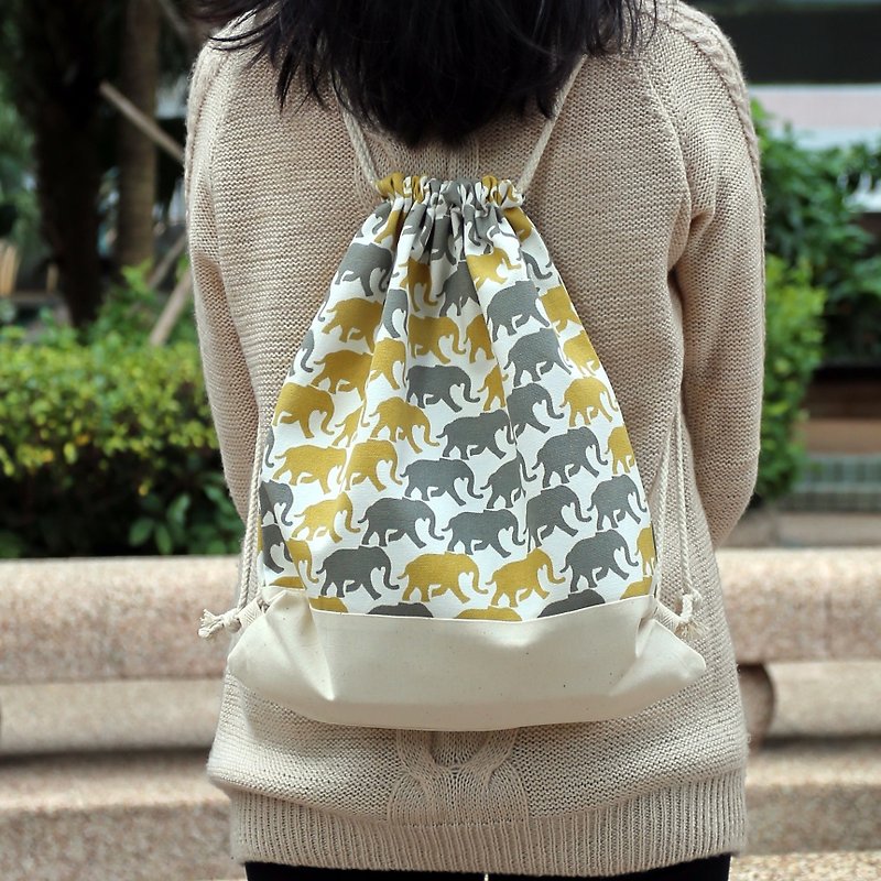 Silverbreeze ~ Bunch Backpack ~ Elephant (B60) - กระเป๋าหูรูด - วัสดุอื่นๆ สีเทา