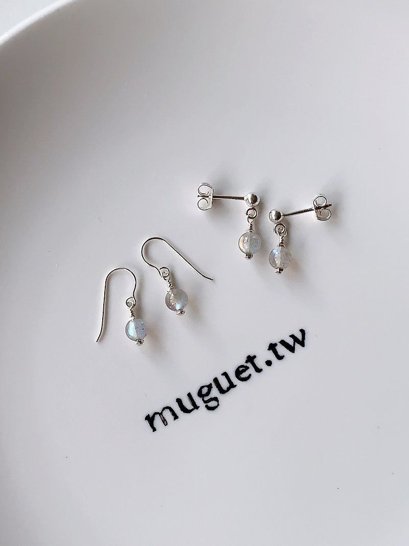 Sterling Silver/ Labradorite Ear Pins/ Minimalist Daily Mini - ต่างหู - เงินแท้ สีเงิน