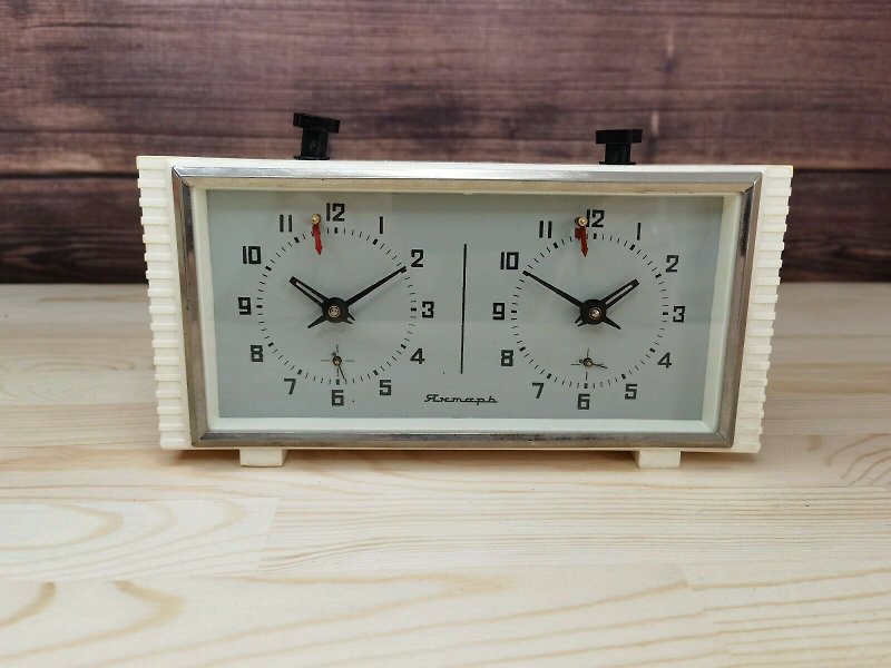 Original USSR chess clock Jantar Yantar Mechanical watch Chess watch 1980s - 時鐘/鬧鐘 - 塑膠 透明