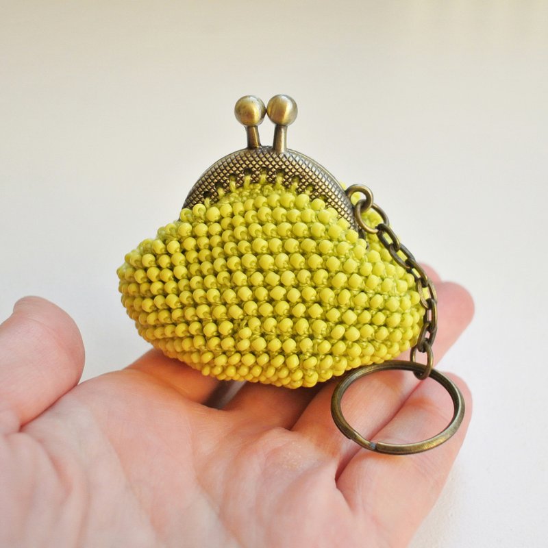 Yellow purse, crochet beaded clasp purse, small wallet for coins, keychain - 零錢包/小錢包 - 其他材質 黃色