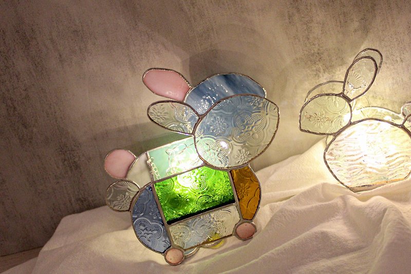 Classic Rabbit Lantern | Inlaid Glass | Handmade - ของวางตกแต่ง - แก้ว หลากหลายสี