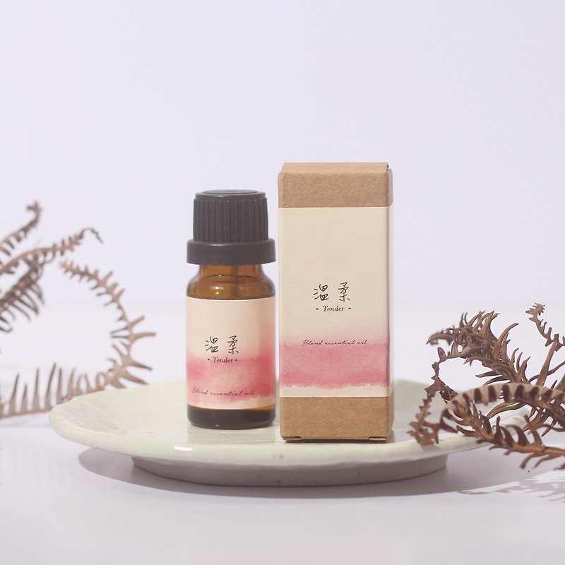 【Gentle】Rose Geranium + Frankincense, 10mL, Essential Oil Blend丨Warm Palace Formula - Fragrances - Plants & Flowers Pink