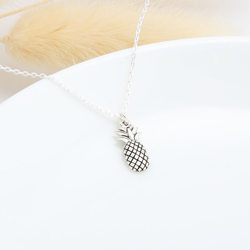 Lucky Pineapple s925 sterling silver necklace Birthday Valentine's Day gift - สร้อยคอ - เงินแท้ สีเงิน