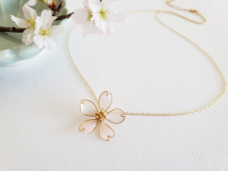 cherry blossom simple pendant&necklace - สร้อยคอ - เรซิน สึชมพู