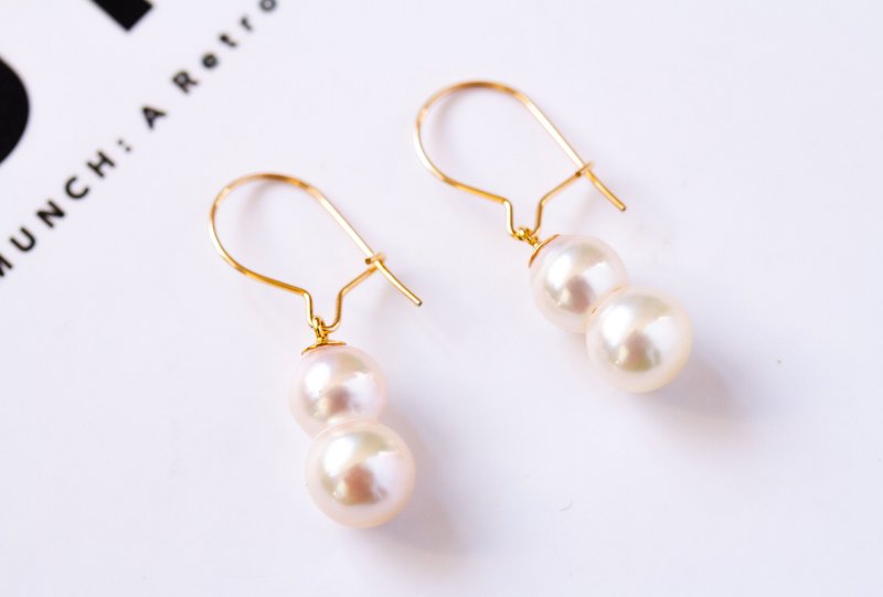 あこや双子パール フレンチフックピアス 14KGF/ Akoya Twin Pearl 14KGF French Hook Earrings - 耳環/耳夾/耳骨夾 - 珍珠 白色