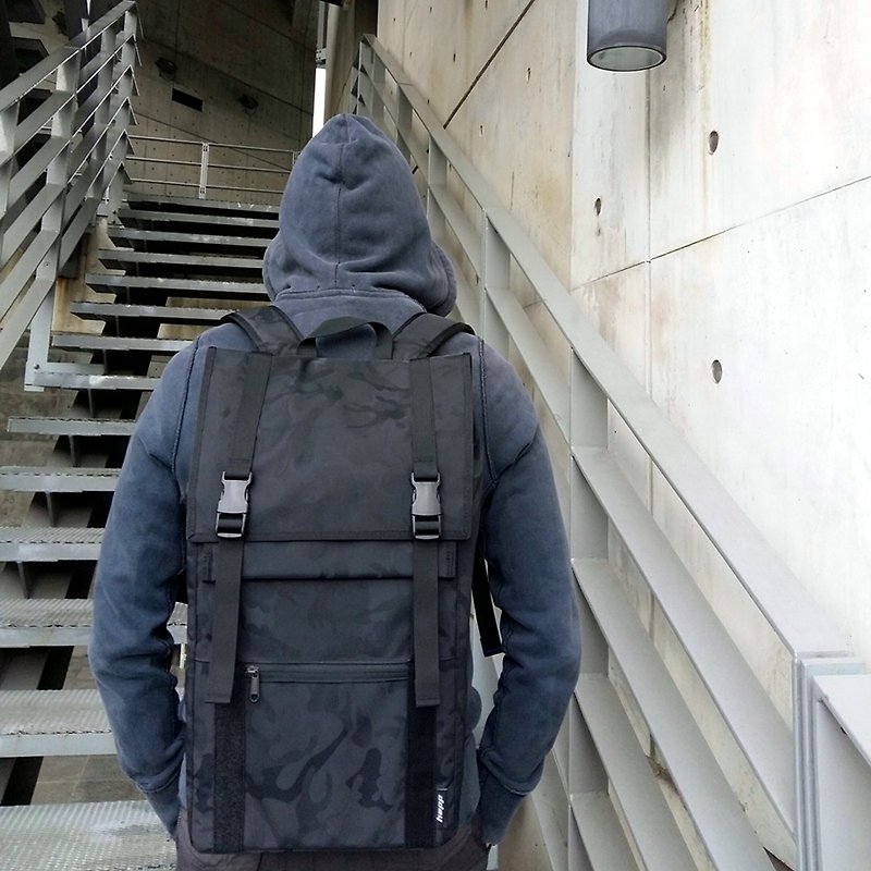 dday D+3 BACKPACK / Backpack / Waterproof Backpack / Hot Sale / Camouflage - กระเป๋าเป้สะพายหลัง - วัสดุกันนำ้ สีดำ
