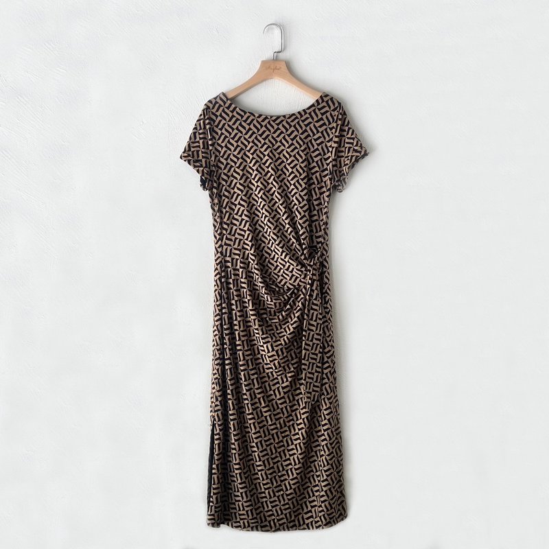 Customized series-Round neck waist knotted knitted dress - One Piece Dresses - Cotton & Hemp Brown