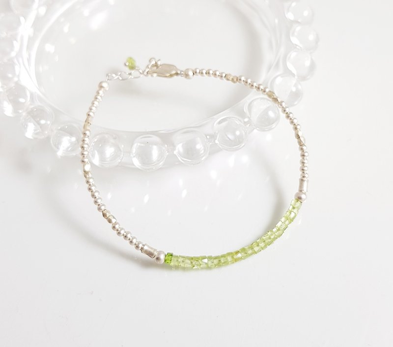 Eternal - olives Stone silver bracelets _ August birthstone - Bracelets - Gemstone Green