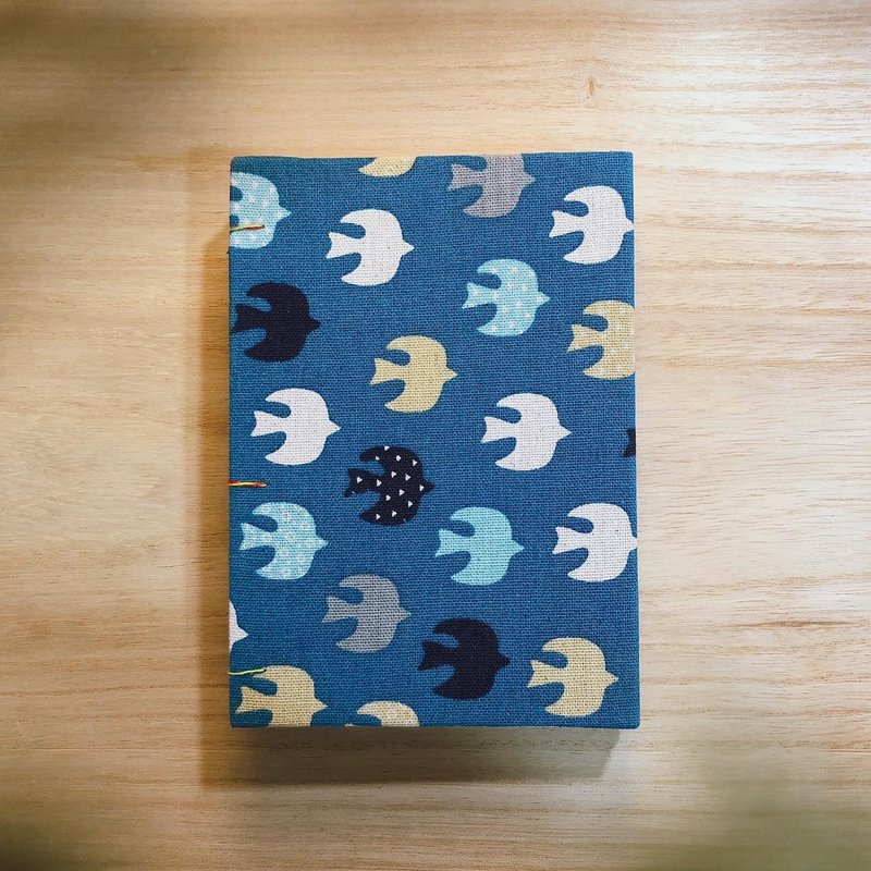 Birdy - Blue - A5 Handmade Journal Book - สมุดบันทึก/สมุดปฏิทิน - กระดาษ 