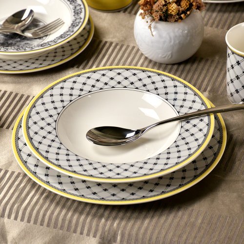 Audun Dinnerware