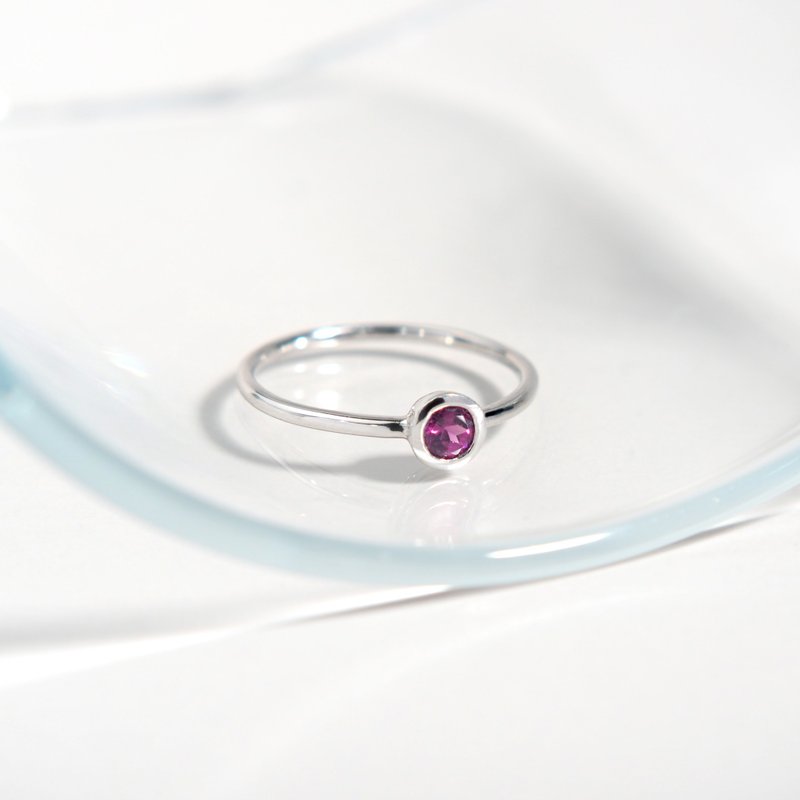 Beloved|Rose Stone/single diamond bezel setting/daily thin ring - แหวนทั่วไป - เครื่องเพชรพลอย สีม่วง