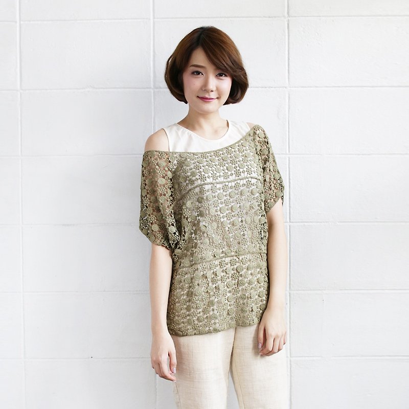 Over-Size Tops Lace Cotton Camomile - เสื้อผู้หญิง - ผ้าฝ้าย/ผ้าลินิน 
