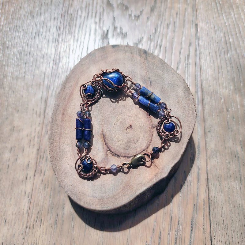 [Handmade by Qu Shuichen] Stone metal wire braided bracelet - Bracelets - Gemstone Blue