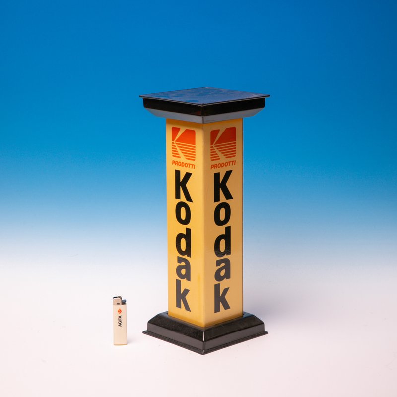 桑惠商號 1980-1989 義大利 Kodak柯達 Vintage 四面展示台 - 其他 - 塑膠 黃色