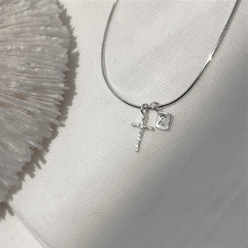 【Customized Gifts】Extremely Thin Cross• Letter Square• Sterling Silver Necklace•Girlfriend Gift - Collar Necklaces - Other Metals 