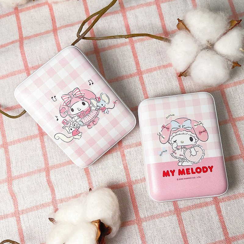 【Hong Man】三麗鷗系列 口袋行動電源 格紋美樂蒂 - 行動電源/充電線 - 塑膠 粉紅色