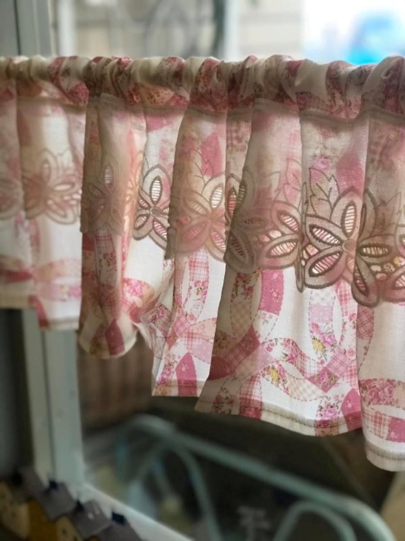 Oretta Living Groceries - Pink Grandmother's Garden Short Blinds - Items for Display - Cotton & Hemp Pink