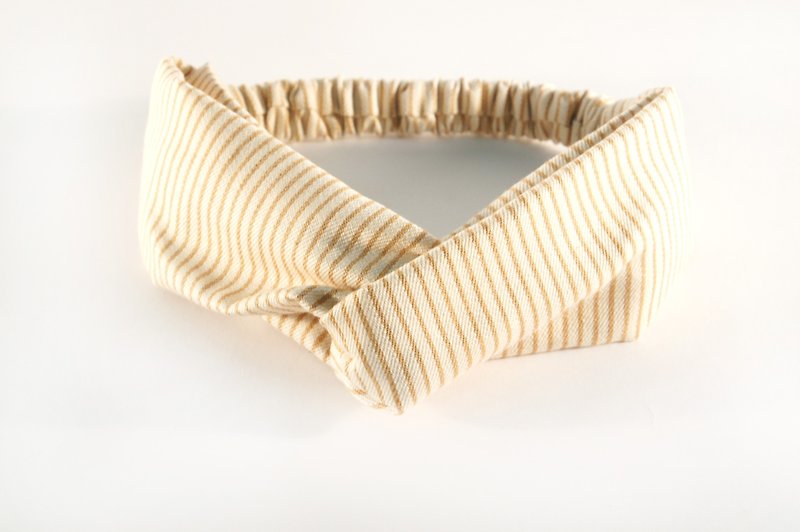 Beige bar / elastic ribbon manually - เครื่องประดับผม - ผ้าฝ้าย/ผ้าลินิน สีนำ้ตาล