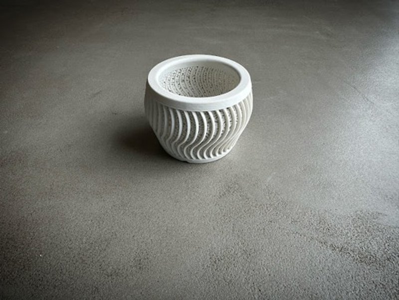 Flowerpot Mesh flowerpot Gyroid flowerpot (wave) - Pottery & Ceramics - Plastic White