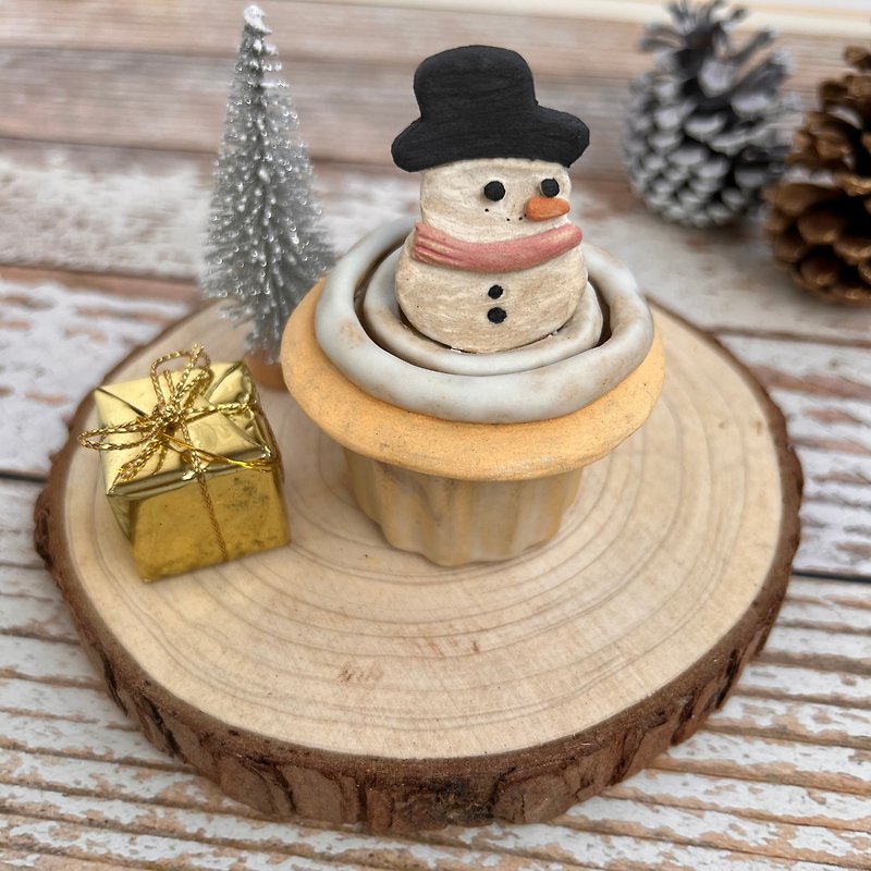 尤朵拉小屋  小雪人陶瓷杯子蛋糕 濃縮咖啡杯 聖誕禮物 - 杯子 - 陶 