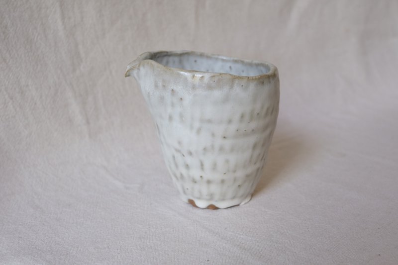 乳白釉- 手捏茶海-2 - 茶壺/茶杯/茶具 - 陶 