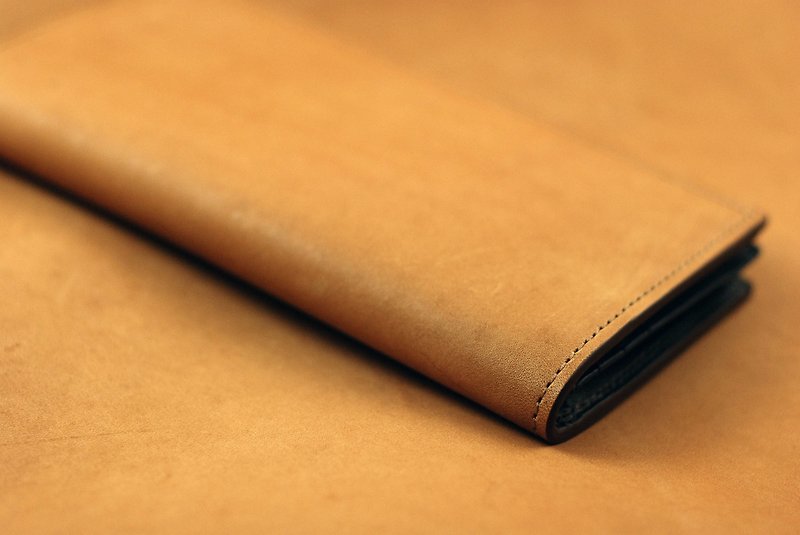 Undefeated color [limited edition] beige leather long clip - Wallets - Genuine Leather 