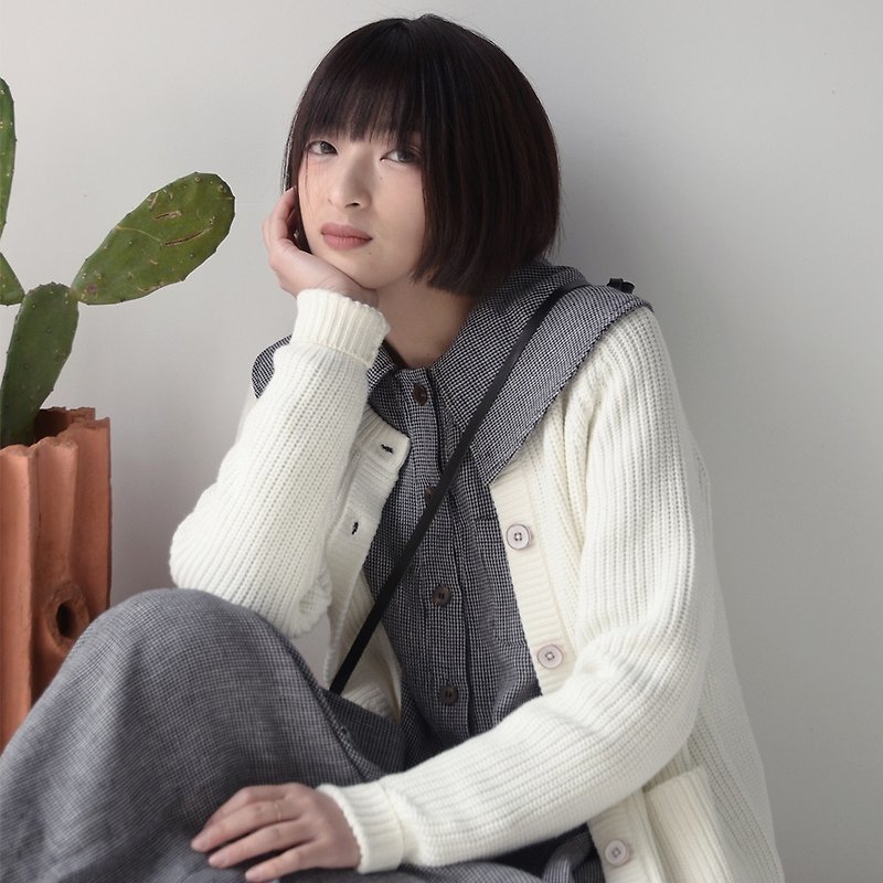 Japanese cotton round neck long-sleeved cardigan | Cardigan | Spring | Cotton Blend | Sora-245 - Women's Sweaters - Cotton & Hemp White
