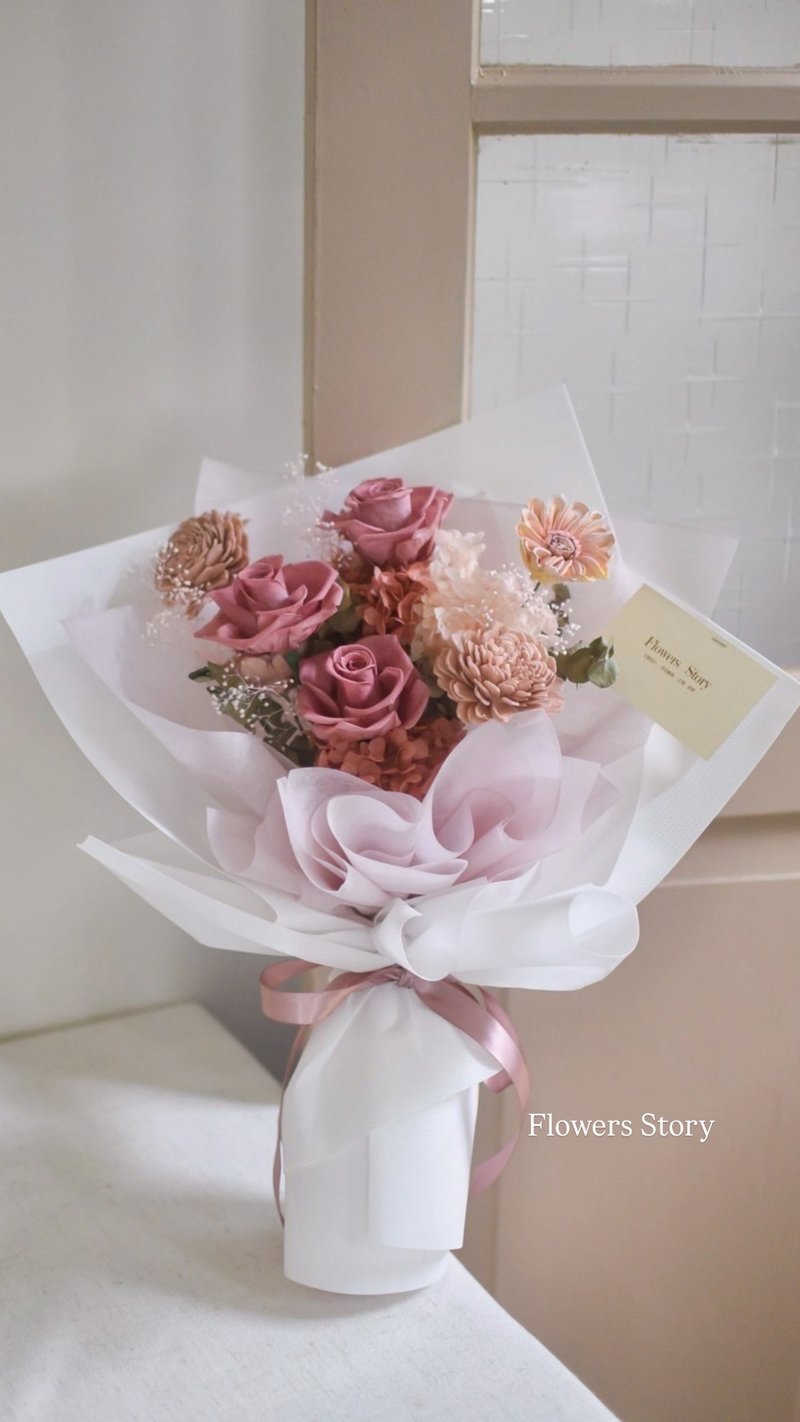 /七夕情人節花束粉色/求婚 生日 教師節 捧花 玫瑰花 永生花 - 乾燥花/永生花 - 植物．花 粉紅色