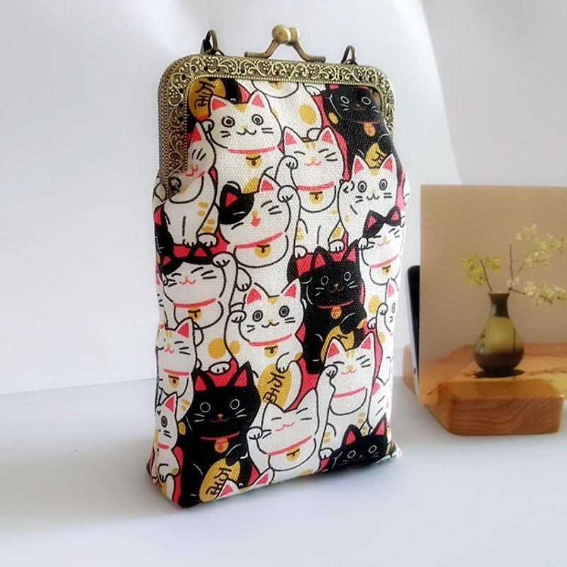 Can be engraved and embroidered lucky cat and tuyere gold bag mobile phone bag shoulder bag diagonal bag coin purse cosmetic bag sundries bag small storage bag birthday gift - กระเป๋าแมสเซนเจอร์ - ผ้าฝ้าย/ผ้าลินิน 