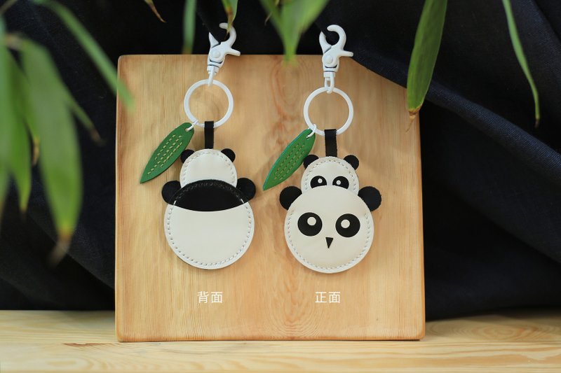 One Touch Original | Multi-purpose Panda Mother and Child | AirTag Cover + Bag Hanging + Charm | New Leather Goods - พวงกุญแจ - หนังแท้ 