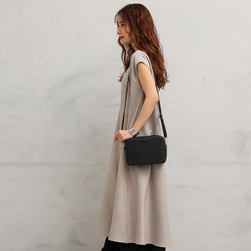 ALTROSE from Japan Simple Square Elf Shoulder Bag (Black