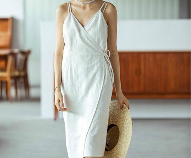 New V-neck harness dress New V-neck harness dress