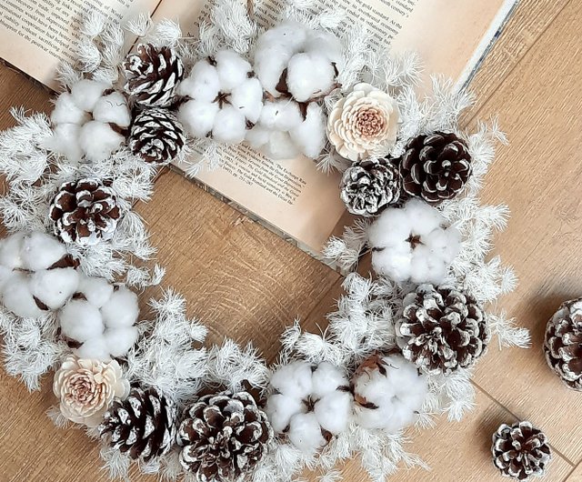 手作りの北の冬の雪の白雪のクリスマスリース（写真プロップカフェ装飾家の家具） - ショップ majalis 置物 - Pinkoi