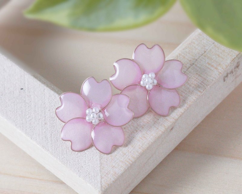 Sakura blooms 3 spring sakura earrings/ Clip-On - Earrings & Clip-ons - Other Materials Pink