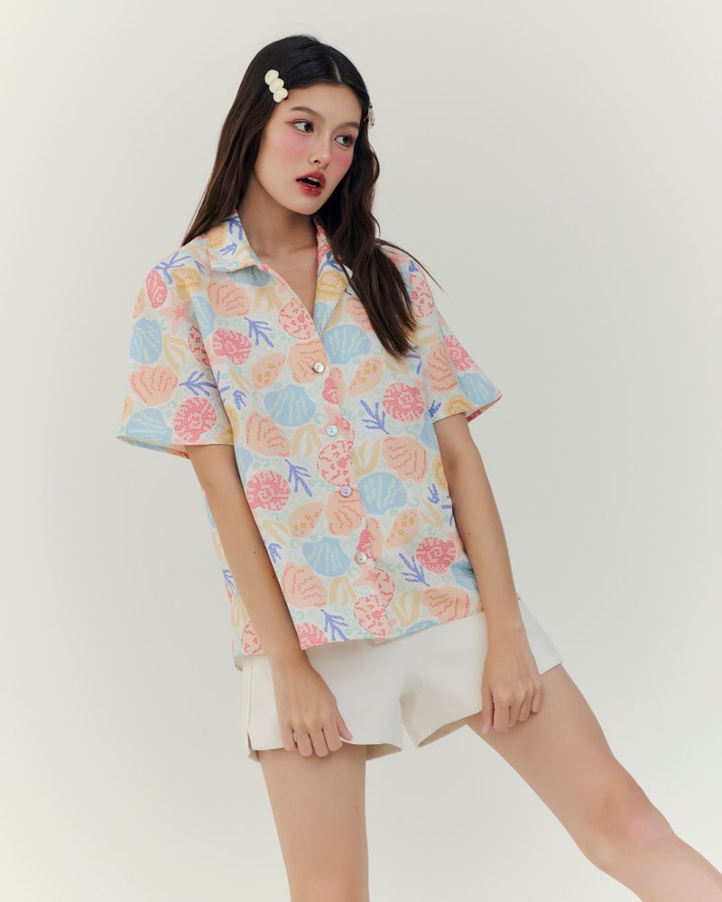 BIRUCHU TROPICAL SHIRTS: Seaside Dream Short-sleeved shirt, Hawaiian collar, cotton fabric - 女襯衫 - 棉．麻 多色