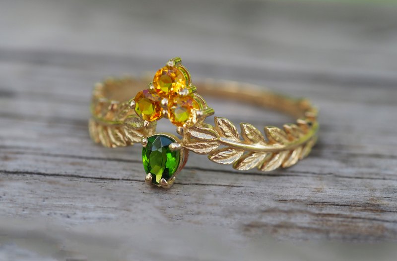 14k  gold ring with chrome diopside and sapphires. - 戒指 - 貴金屬 金色