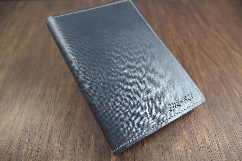 APEE leather handmade ~ passport holder ~ cross fine grain iron gray - ที่เก็บพาสปอร์ต - หนังแท้ 