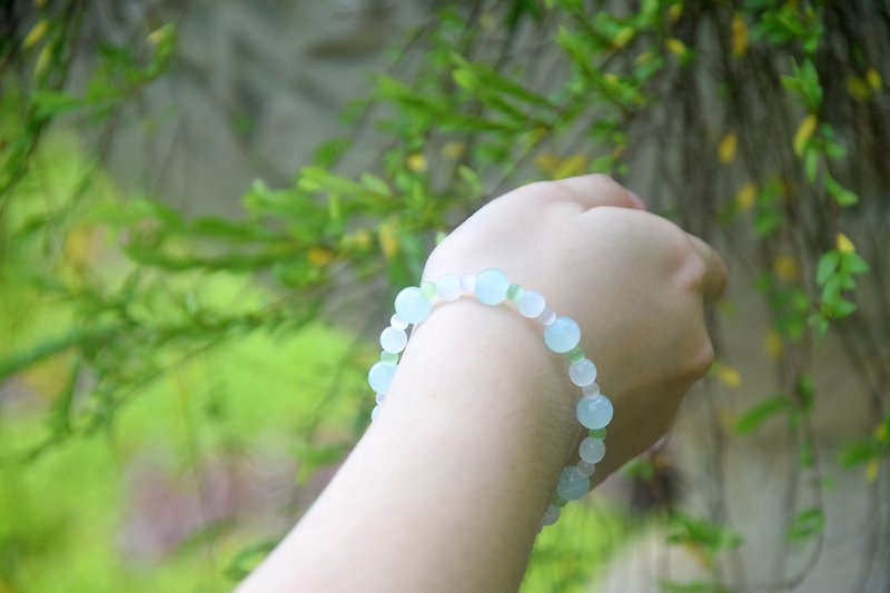 Forest Girl II Handmade Bracelet - สร้อยข้อมือ - วัสดุอื่นๆ 