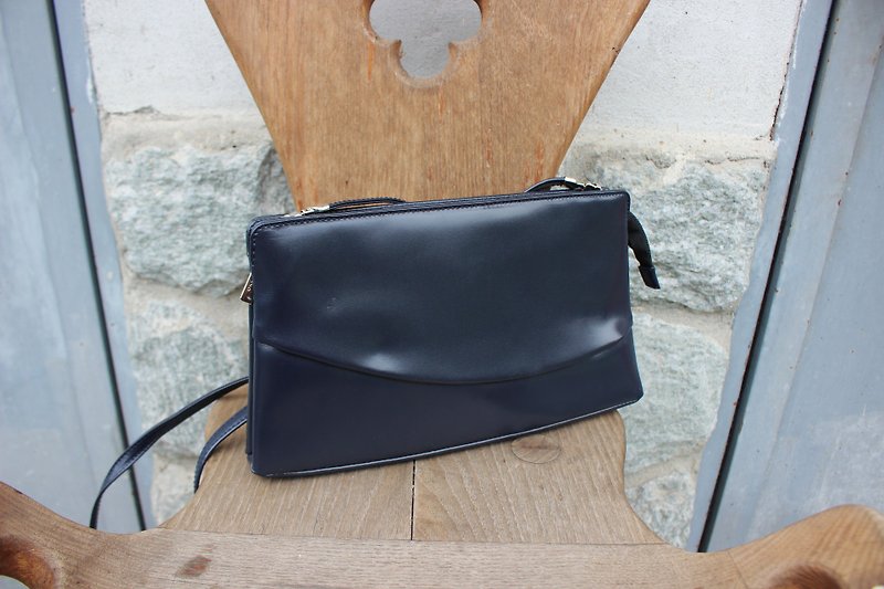 B112 [Vintage Leather] (made in Italy label) LORELLA PAGANO dark blue messenger bag (Made in Italy) - Messenger Bags & Sling Bags - Genuine Leather Blue