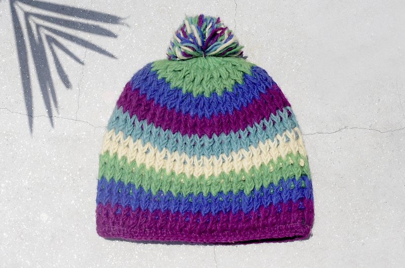 Christmas gift exchange gift Christmas express limited one hand-woven pure wool hat / knitted wool hat / inner bristles hand knitted wool hat / woolen hat (made in nepal)-Contrast color South America striped tropical forest - Hats & Caps - Wool Multicolor