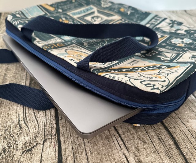 Handmade best sale laptop case