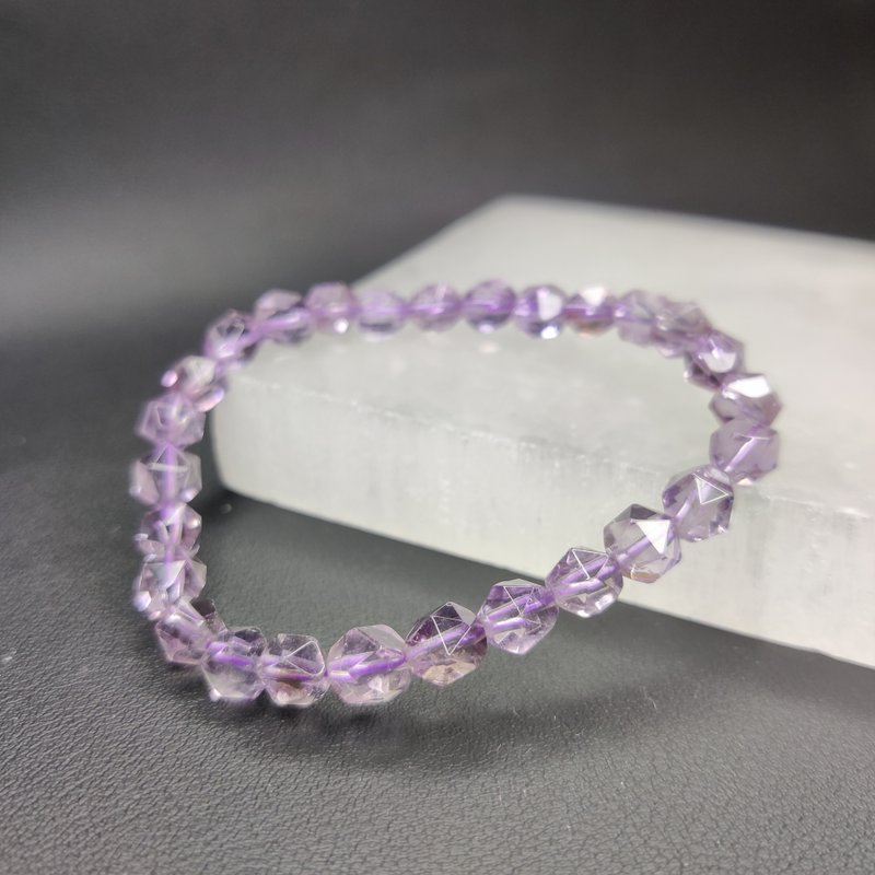 —Starcut Collection— Amethyst Amethyst 6.5mm Hand String Bracelet Natural Crystal - สร้อยข้อมือ - คริสตัล 