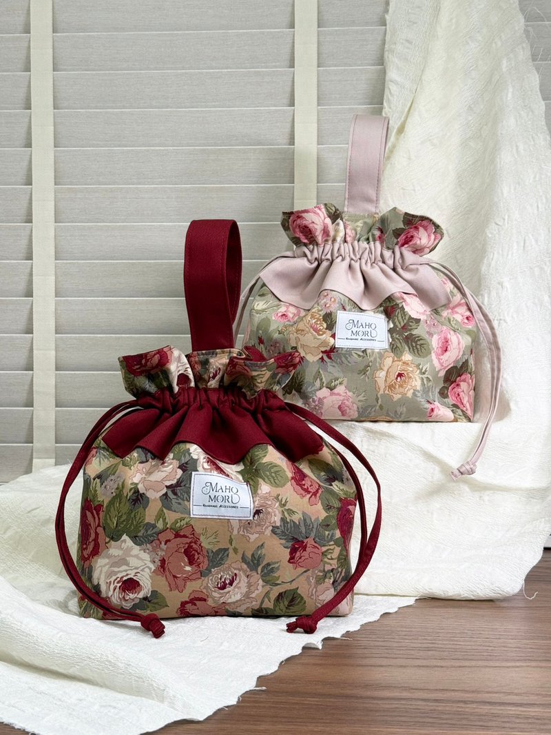 MAHOMORI - 古典玫瑰手提束口袋(小) - 束口袋/束口背包/水桶包 - 棉．麻 